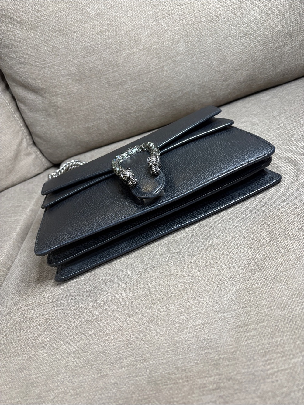 Gucci Dionysus Black Leather Shoulder Bag Cyrstal Tiger Head Clasp - Picture 6 of 16